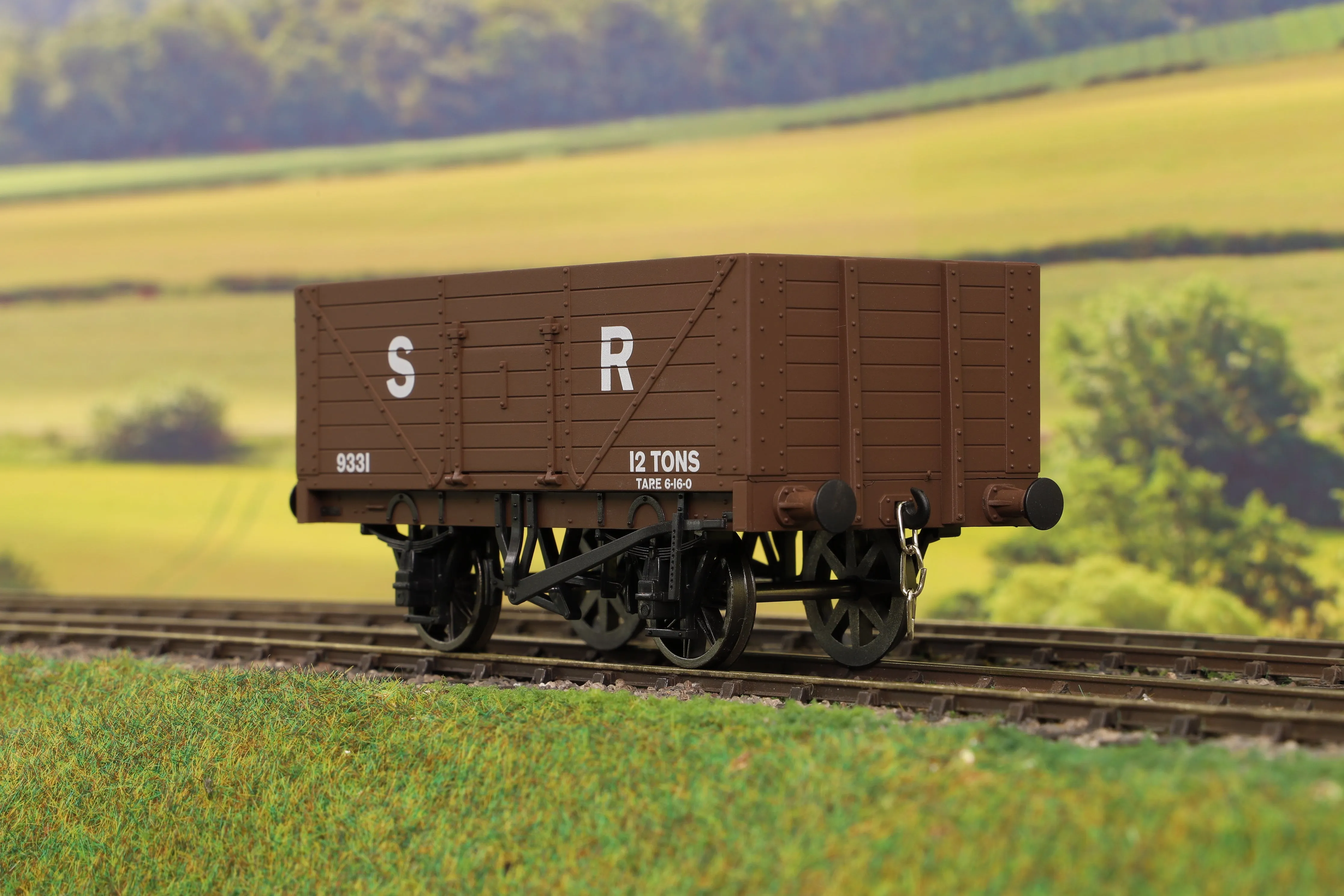 Dapol 7F-080-025 O Gauge 8 Plank Open Wagon SR 9331