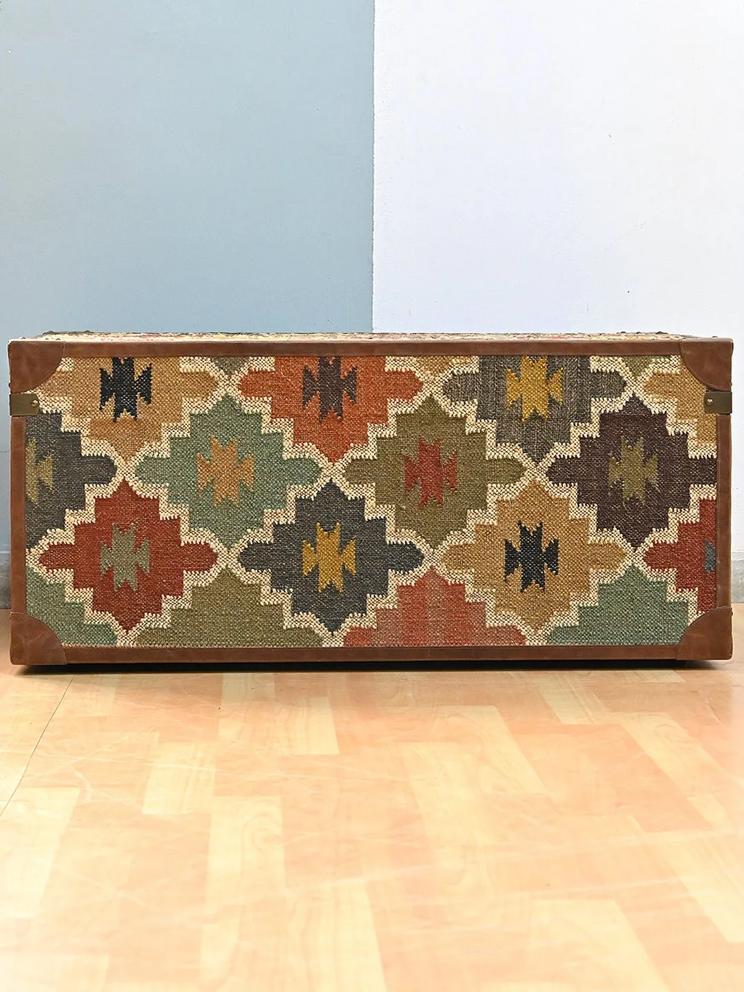 ELITE KILIM TRUNK/TABLE WITH LEATHER