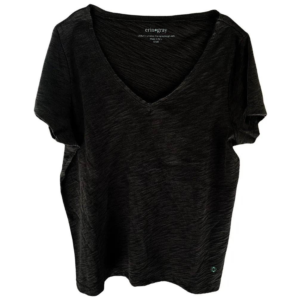 Erin Gray Short Sleeve MESSY V Tee