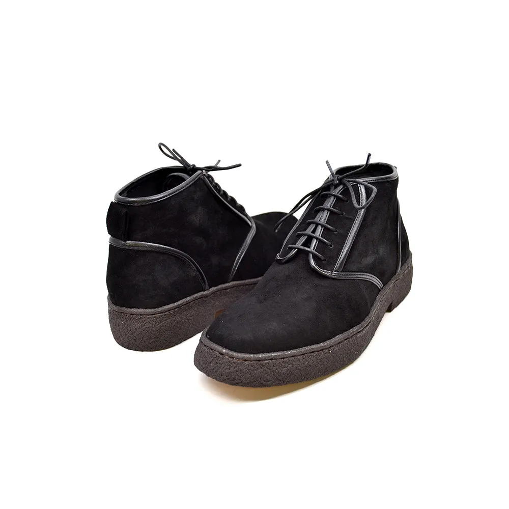 Playboy Chukka Kaydence - Vintage Lace-up Shoe with Handcrafted Lamb Suede