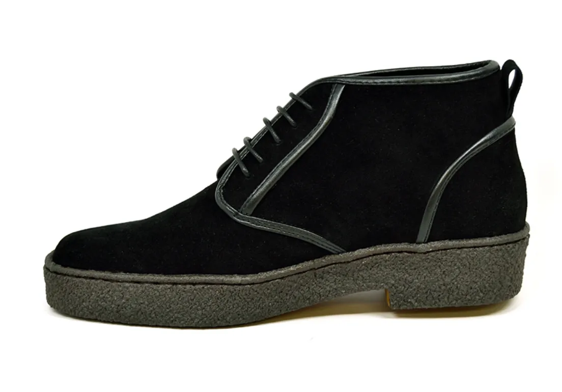 Playboy Chukka Kaydence - Vintage Lace-up Shoe with Handcrafted Lamb Suede