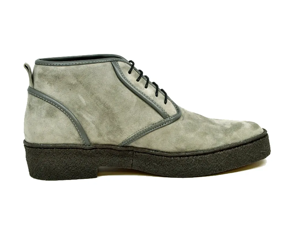 Playboy Chukka Kaydence - Vintage Lace-up Shoe with Handcrafted Lamb Suede