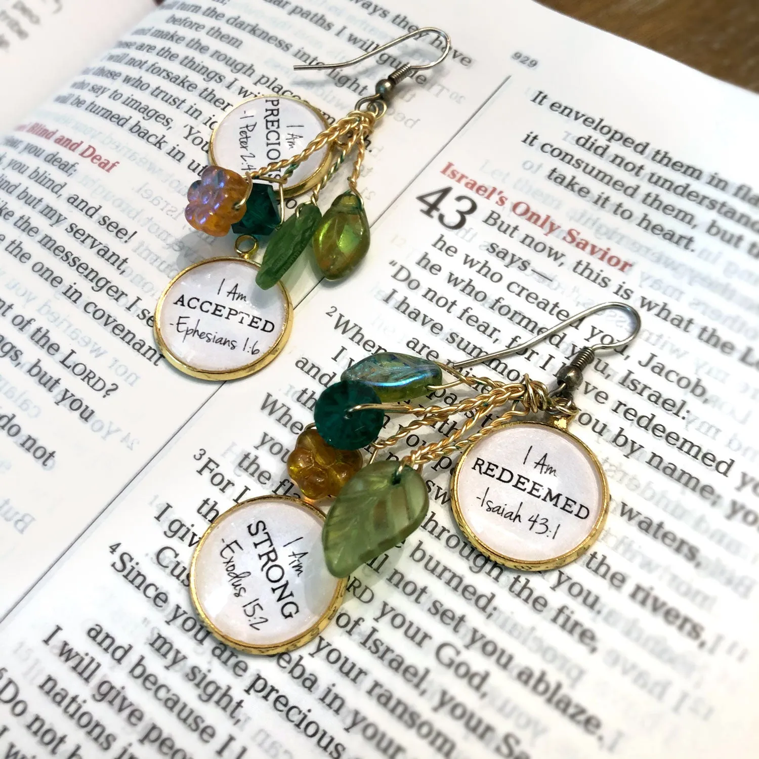 "I AM" Christian Affirmations Charms – Set of 20 Glass Scripture Jewelry Making Charms – Bulk Designer Christian Religious Charms