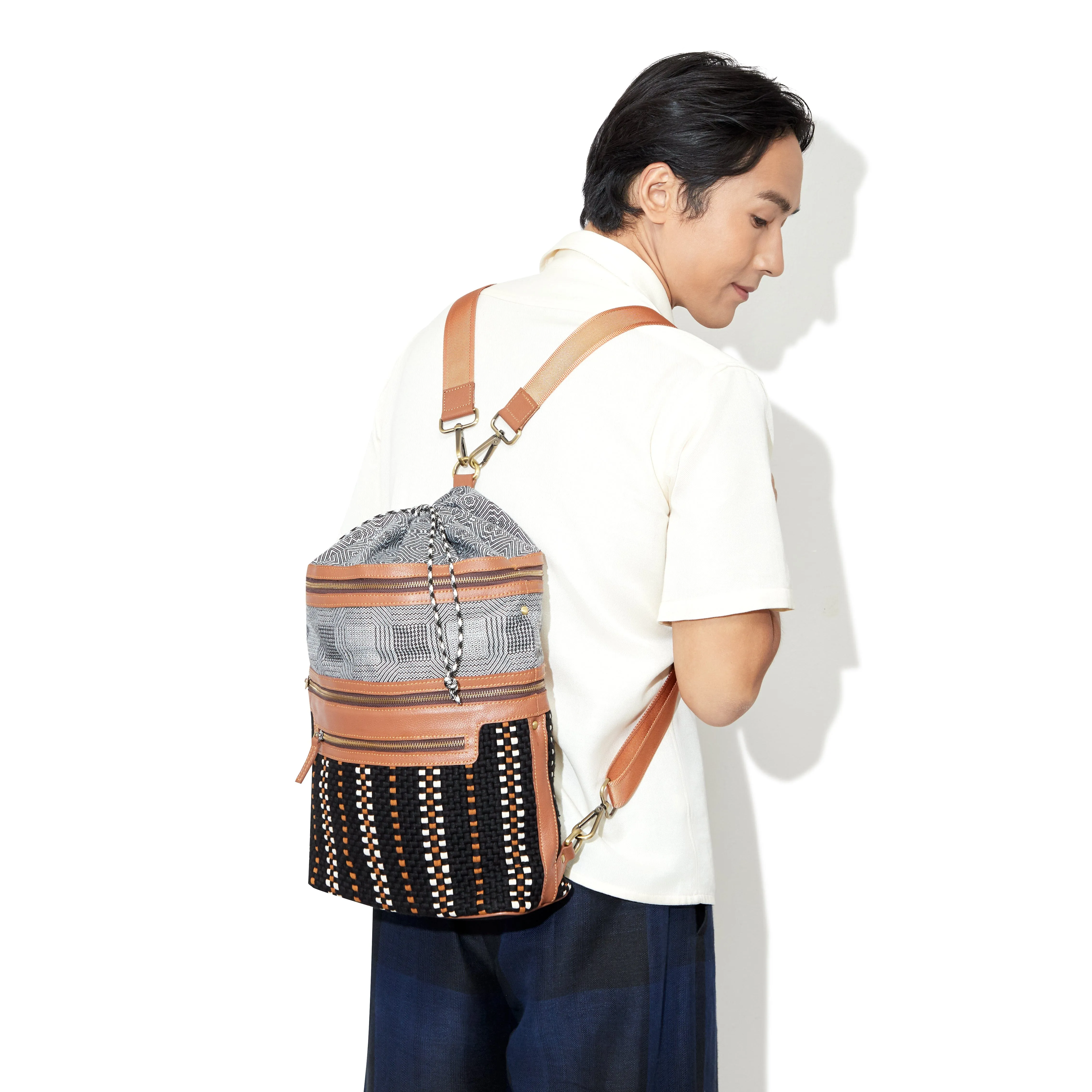 [R2R x DoiTung] Three-Tiered Bag